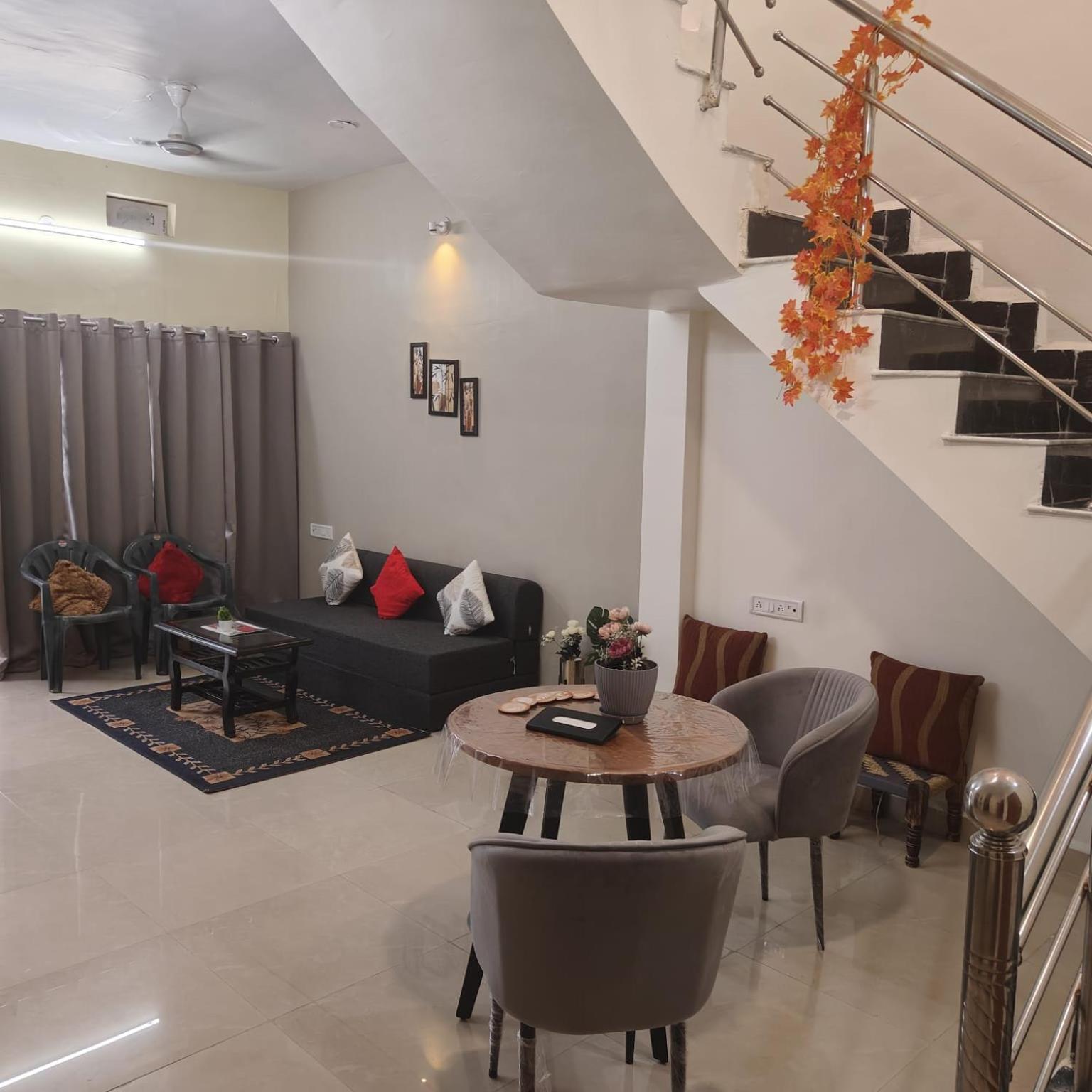 Mahadev Mansion Villa Ujjain Exteriör bild